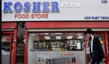 Ataque con cuchillo a dos personas en un barrio judío en Londres:  Hay un detenido