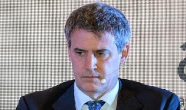 Alfonso Prat-Gay advirtió que "a este programa le falta crecimiento económico"