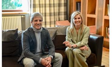 Luis Caputo se reunió con la reina Máxima en Bariloche y será figura central del Foro Llao Llao