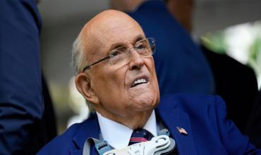Rudy Giuliani, ex alcalde de Nueva York, se encuentra hospitalizado en estado crítico