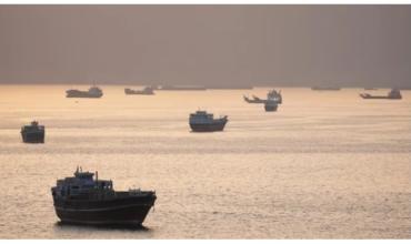 Ataque estadounidense contra barcos iraníes: seis heridos y seis desaparecidos