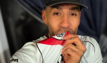 La "primera" foto de Nicolás Otamendi con la camiseta de River