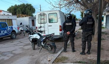Secuestraron una planta de cannabis que era transportada en una combi en Chepes