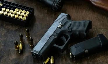El Gobierno promulgó una ley que permite el blanqueo de armas sin registrar