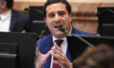 Abad exigió que el Gobierno “termine con el tema Adorni", porque “el daño es inconmensurable”