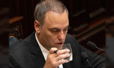Senado: LLA ofrece a los aliados abrir Asuntos Constitucionales para demorar la interpelación a Adorni