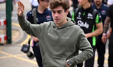 Colapinto chicaneó a Inglaterra antes del GP de Gran Bretaña