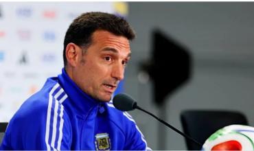 La respuesta de Scaloni a la críticas por las supuestas ayudas a la Selección Argentina: "No existe"