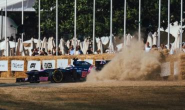 Colapinto hizo vibrar Goodwood, se reecontró con el Tío James y dejó una frase sobre Argentina-Inglaterra