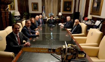 Milei recibió a directivos de Bayer en la Casa Rosada