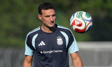 Scaloni hizo pruebas en el entrenamiento de la Selección pero todavía no decidió el equipo para la semifinal 