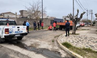 Motociclista resultó herido tras chocar con una camioneta