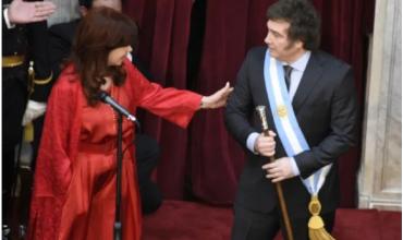 Javier Milei apuntó contra Cristina Kirchner al presentar la reforma del Banco Central: "les robó a los argentinos"