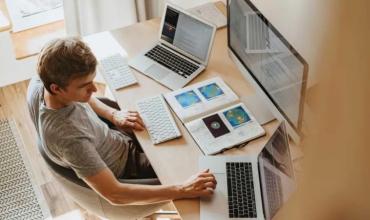 Trabajo remoto, mejores sueldos y CV bilingüe: por qué el inglés abre más oportunidades
