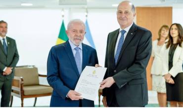 En medio de la tensión diplomática entre Javier Milei y Lula da Silva, el embajador argentino en Brasil regresa  al país