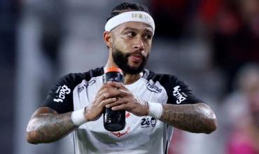 Corinthians rescindió el contrato de Memphis Depay y hay polémica por sus lujosas condiciones: chef, mansión y autos blindados