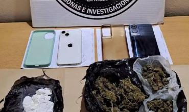 Dos jóvenes fueron detenidos con marihuana y cocaína tras un operativo policial en La Rioja
