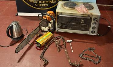 Recuperaron en Milagro numerosos elementos denunciados como robados de un campo de Chepes