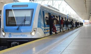 El Tren Sarmiento arrolló a una ciclista que cruzó las vías con las barreras bajas