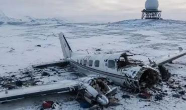 Un avión se estrelló al aterrizar en una base de Alaska y murieron las ocho personas que iban a bordo