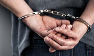 Detuvieron a tres hombres tras un llamado por ruidos molestos y un intento de agresión a policías