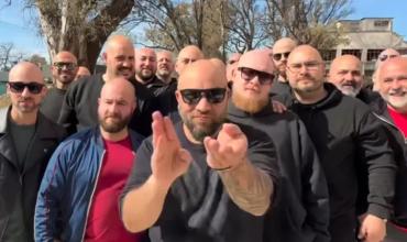 Pasó en Córdoba: 120 pelados con barba coparon un cine para "farmear calva"