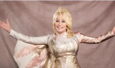 Falleció Dolly Parton, leyenda de la música country, a los 80 años