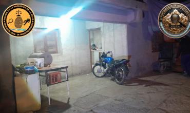 Entraron a una vivienda en Chilecito y se llevaron dos garrafas y varios pares de zapatillas