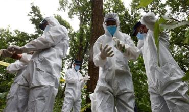 Nepal inicia los entierros masivos de las víctimas imposibles de identificar