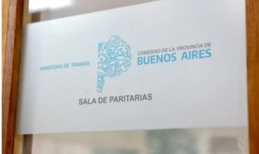 Paritarias estatales bonaerenses: Gremios piden la urgente apertura y docentes "díscolos" le paran a Kicillof