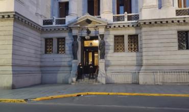 Senado: un obrero cayó desde un andamio de un cuarto piso y sufrió politraumatismos