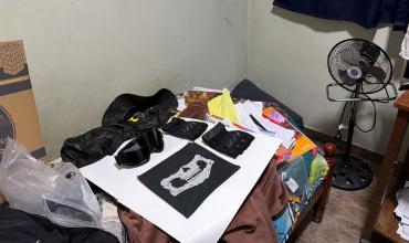 La PFA allanó la casa de un adolescente acusado de planificar un ataque contra compañeros mediante IA