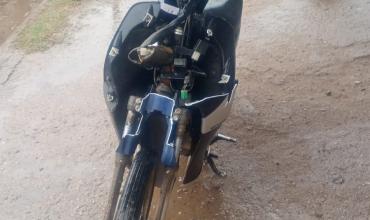 Una motociclista quedó internada tras sufrir un grave accidente en avenida San Nicolás de Bari