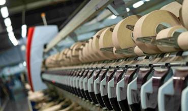 La Federación de Industrias Textiles Argentinas alerta sobre la crisis textil: 27 mil empleos perdidos y 750 fábricas cerradas