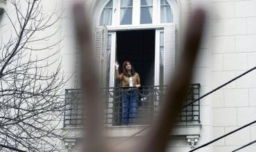Causa Vialidad: extendieron la prisión domiciliaria a Cristina Kirchner y seguirá en San José 1111