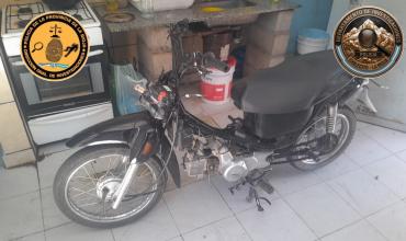 Allanamiento en Chilecito: detuvieron a un hombre y secuestraron una moto, un televisor y un celular