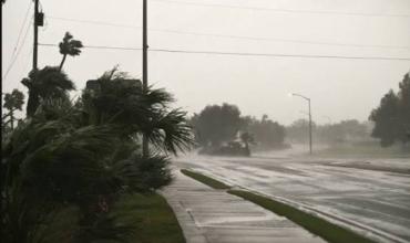 La tormenta Isaías golpea al sur de Estados Unidos: hay cuatro muertos y más de 900 mil usuarios sin luz