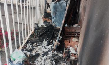 Un descuido mientras asaba carne provocó un incendio en un domicilio céntrico