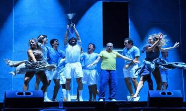 El mito de Diego Maradona revive en el teatro napolitano