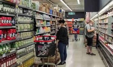 Datos del INDEC: Las ventas en supermercados volvieron a caer y acumulan ocho meses en baja