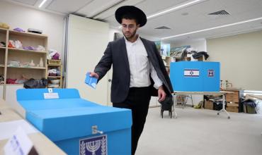 Israel vota en unas elecciones clave para el futuro político de Benjamín Netanyahu