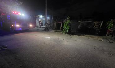 Un incendio provocó importantes pérdidas materiales en una vivienda del barrio Parque Industrial