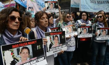 Docentes protestaron en el Obelisco por Nancy Godoy
