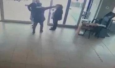Horror en Rosario: así balearon a una empleada de seguridad en un hospital público