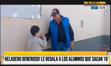 La Rioja: Heladero les regala un helado a los chicos que se sacan un 10 en la Escuela San Francisco 
