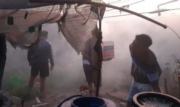 Chepes: Quemaba basura, el fuego se descontroló y quemó una casa