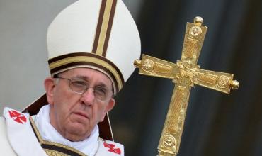 Internaron al Papa Francisco en una clínica de Roma por "problemas cardíacos y fatiga respiratoria"