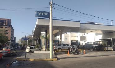 YPF dispuso restricciones para vender nafta super  