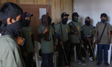 México: arman a niños para enfrentar el crimen organizado