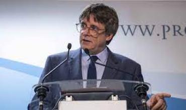 La Fiscalía española se opone a la investigación por terrorismo contra Puigdemont por "falta de evidencia"